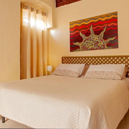 Casina Di Alo E Ala Apartment ลีวอร์โน ภายนอก รูปภาพ